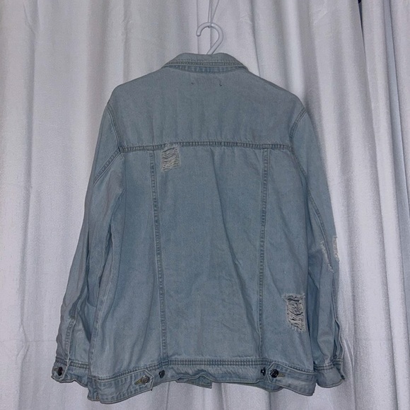 Light blue jean jacket - Picture 3 of 3
